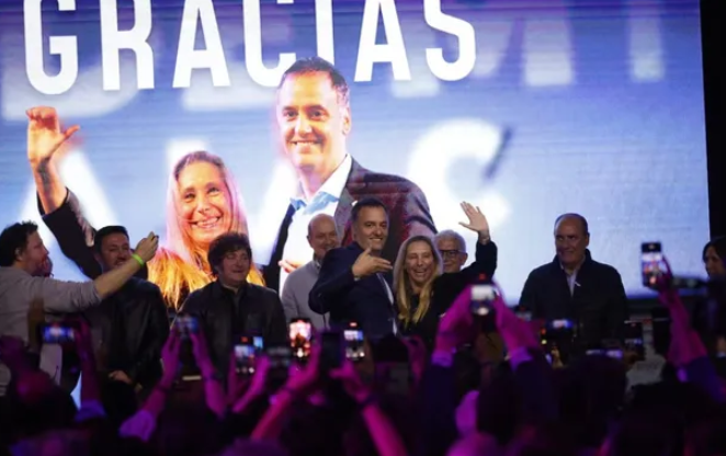Manuel Adorni abrió la convocatoria a La Libertad Avanza: "Todo el que acompañe nuestra agenda es bienvenido"