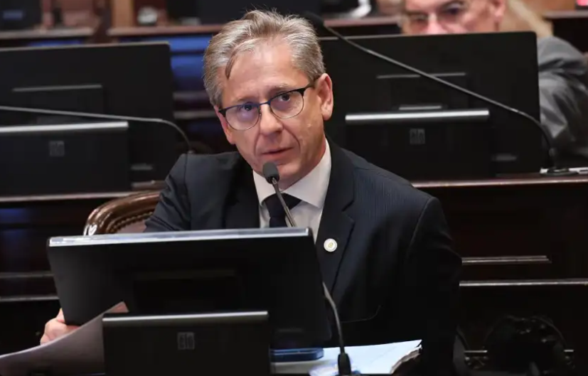 Corrientes se alinea con Milei: Eduardo Vischi aseguró que la UCR acompañará la reforma laboral de Milei