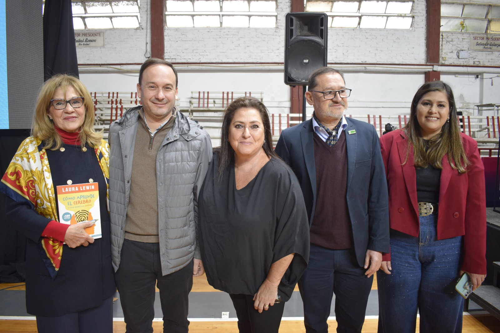 LAURA LEWIN: “LA ATENCIÓN ES EL PORTERO DEL CEREBRO, SI NO LOGRAMOS CAPTAR LA ATENCIÓN DE LOS CHICOS, NO HAY APRENDIZAJE POSIBLE”