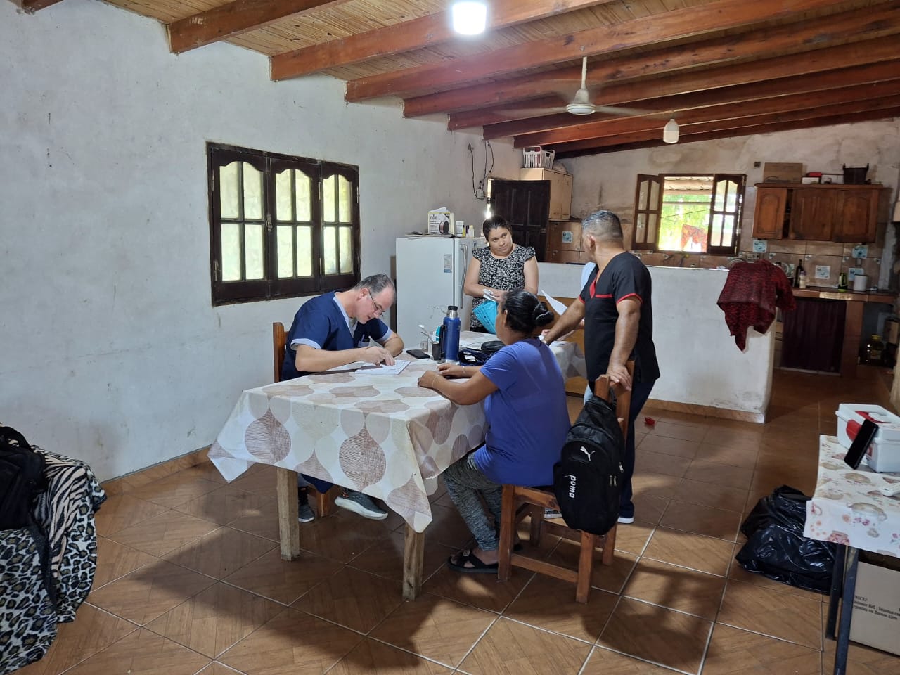Dispositivo médico asistencial en paraje San Antonio.