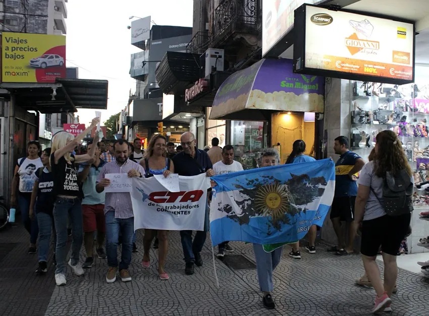 Organizaciones exigen a los legisladores correntinos que rechacen el DNU de Milei