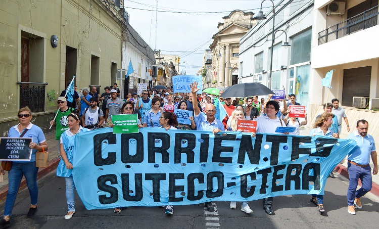 Corrientes: alta adhesión al paro docente convocado por SUTECO y CTERA