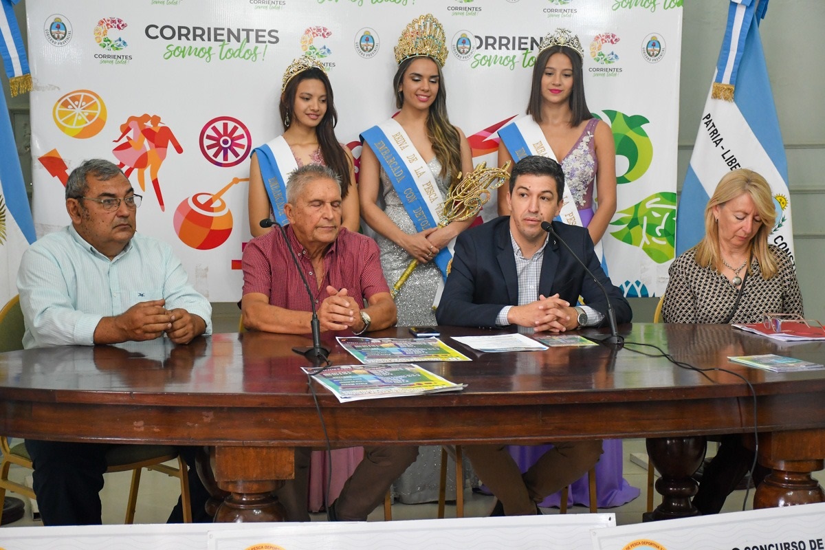 Bella Vista presentó la Fiesta de Pesca Embarcada en Casa de Gobierno