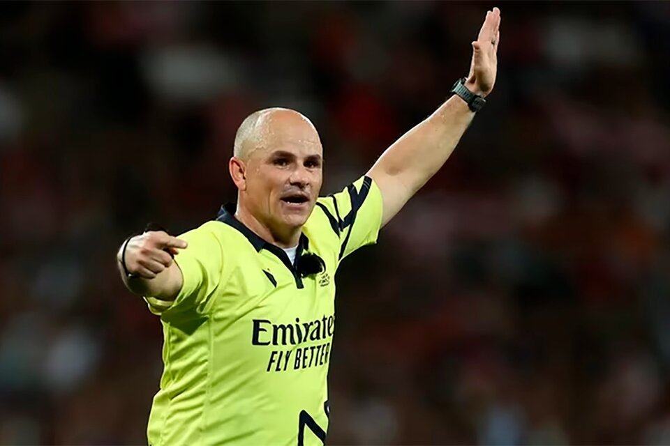 Jaco Peyper, la historia y los méritos del árbitro que dirigirá a Los Pumas 