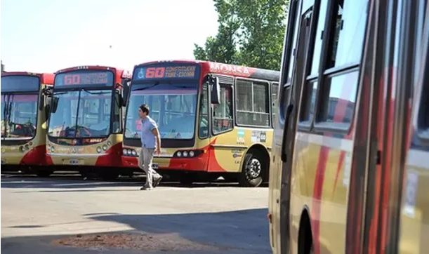 Se levantó el paro de colectivos tras el acuerdo entre la UTA y el Gobierno