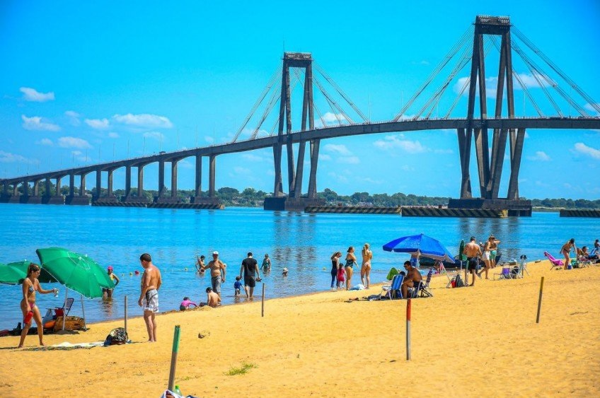 JUAN ENRIQUE BRAILLARD POCCARD: “EL VERANO MÁS LARGO DE LA ARGENTINA” ESTÁ EN CORRIENTES