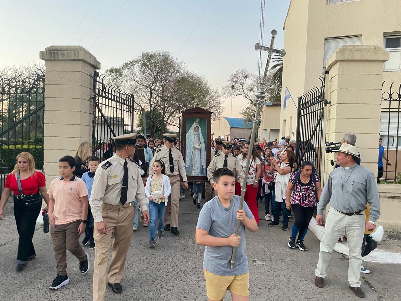 INICIO DE LA NOVENA EN HONOR A LA VIRGEN DEL ROSARIO