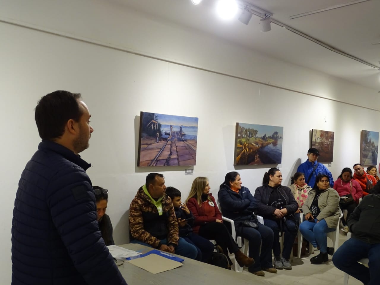 Comisiones Barriales - Municipio:  INTENDENTE SE REUNIO CON COMISIONES BARRIALES: UN DIÁLOGO ABIERTO Y ACUERDOS QUE BENEFICIAN A LA CIUDAD