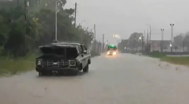 Fuerte temporal en Zárate: cayó la mitad del agua que en Bahía Blanca y emitieron una alerta roja