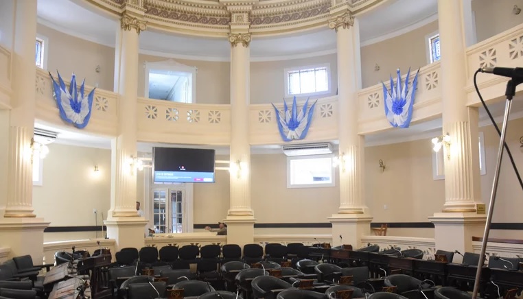 senadores camara