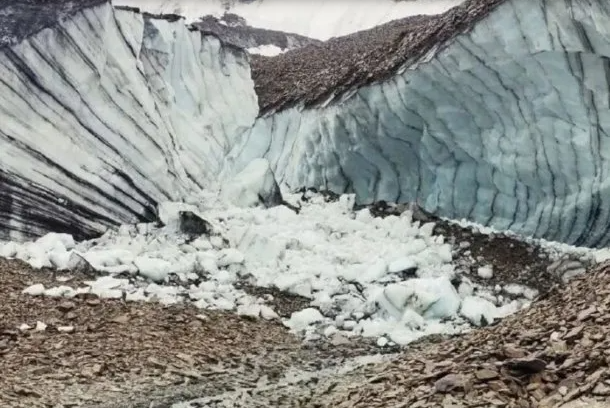 Se derrumbó la Cueva de Jimbo, emblemática atracción del Parque Nacional Tierra del Fuego