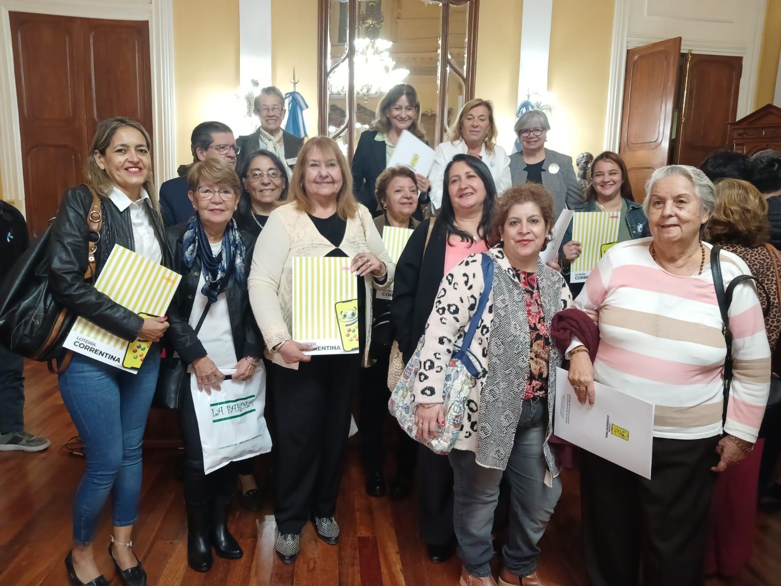 VALDÉS ENTREGÓ SUBSIDIOS A 2 BIBLIOTECAS POPULARES DE GOYA