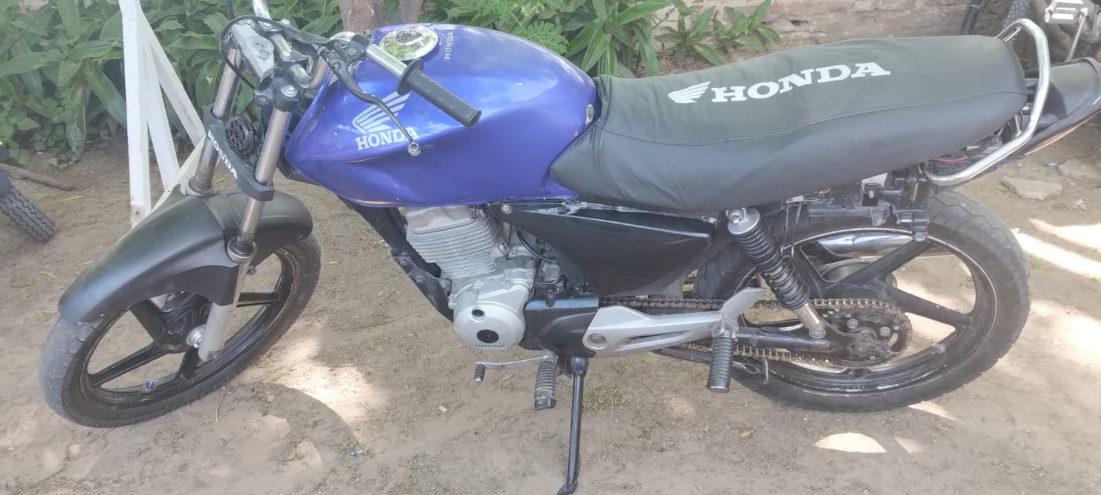 RÁPIDA INTERVENCIÓN POLICIAL RECUPERA MOTO ROBADA