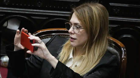 Diputados de Argentina designan a una terraplanista en la comisión de Ciencia