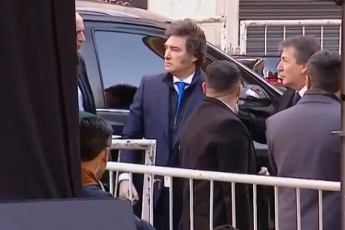 Javier Milei en el acto por el atentado a la AMIA: "No vamos a parar hasta que se haga justicia"