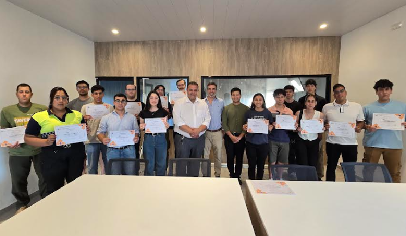 LA USINA DEL CONOCIMIENTO CELEBRÓ LA ENTREGA DE CERTIFICADOS DEL BOOTCAMP USINA