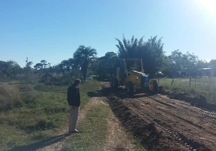 TRABAJOS EN CAMINOS VECINALES DE LA ZONA RURAL