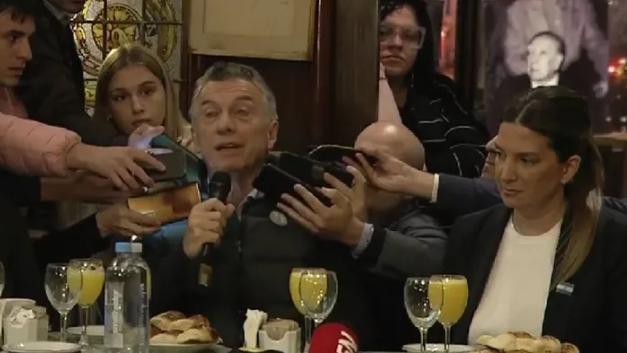 Mauricio Macri apuntó contra Santiago Caputo por la fake news libertaria: "Fraude digital"