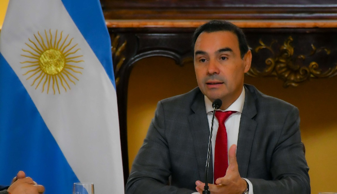 Valdés presentó las líneas de financiamiento del plan de reconversión energética