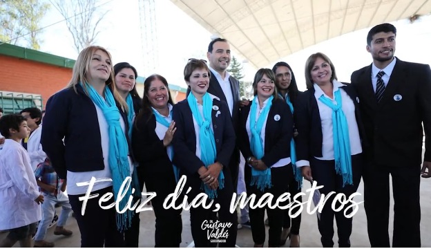 El Gobernador Valdés saludó a los maestros correntinos en su día