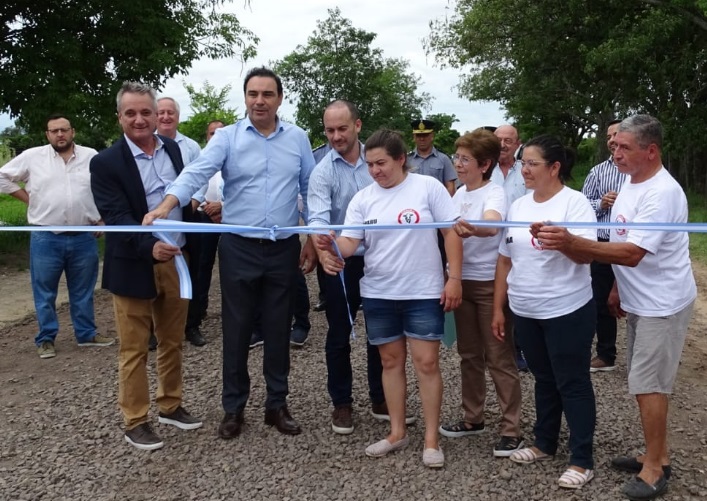 Valdés se comprometió a “lograr que todos los caminos rurales de Goya estén enripiados”