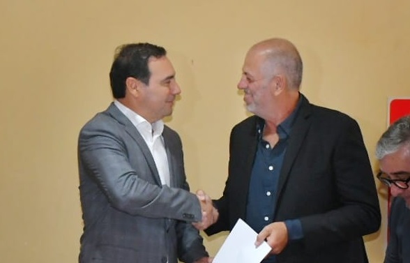 Valdés puso en funciones al nuevo titular de Vialidad Provincial
