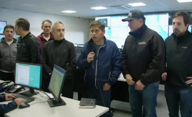 Inundaciones: Axel Kicillof informó que hasta el momento "no hay fallecidos" y pidió "muchísima precaución" a la población