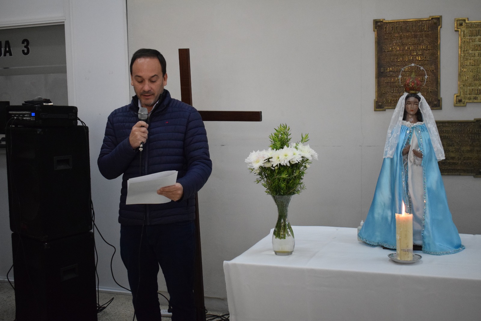 En el marco de la novena parroquial: LA VIRGEN DE ITATÍ VISITÓ EL EDIFICIO MUNICIPAL