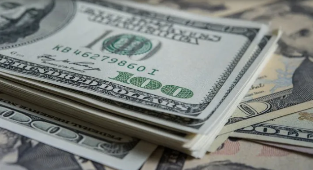 Atención: sacan de circulación billetes de 100 dólares y ya está definida su fecha de vencimiento