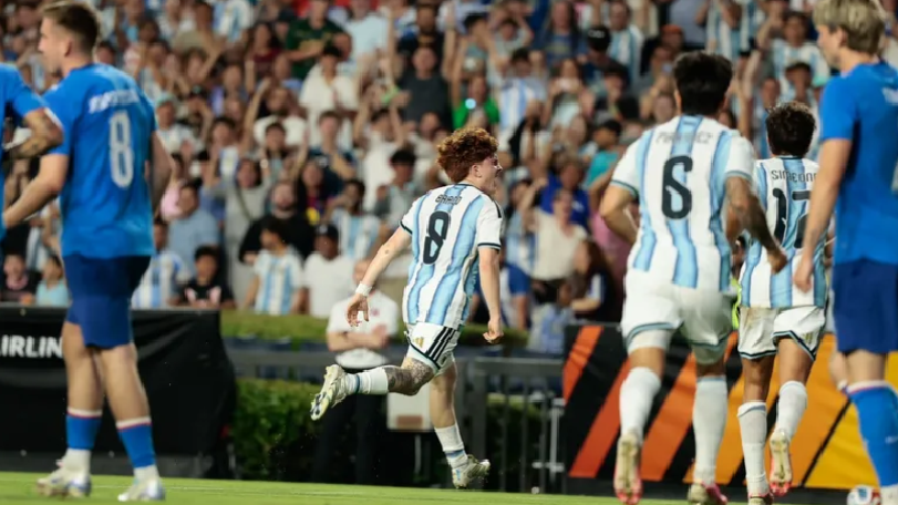 Con Lionel Messi en cancha, Argentina venció 3 a 0 a Islandia sin complicaciones