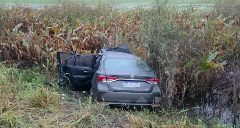 Chaqueños accidentados en Esquina: investigan el origen de $183 millones hallados dentro del auto
